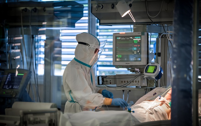 Covid, un altro morto a Pozzuoli: è il quinto dall’inizio di ottobre