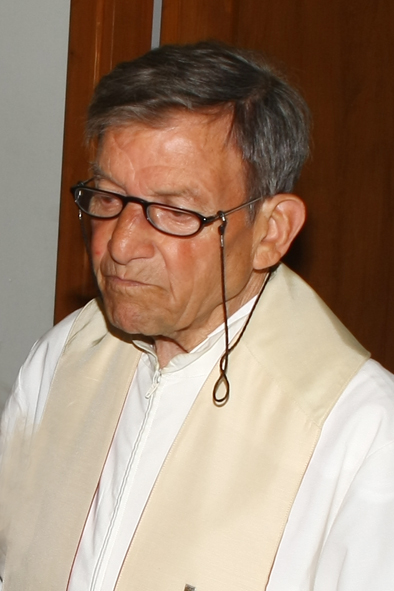 Pozzuoli 21   –  E’ morto don Peppino Lannia