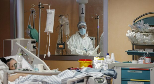 COVID A POZZUOLI/ Ancora due morti in meno di una settimana: sempre alta la percentuale di contagi