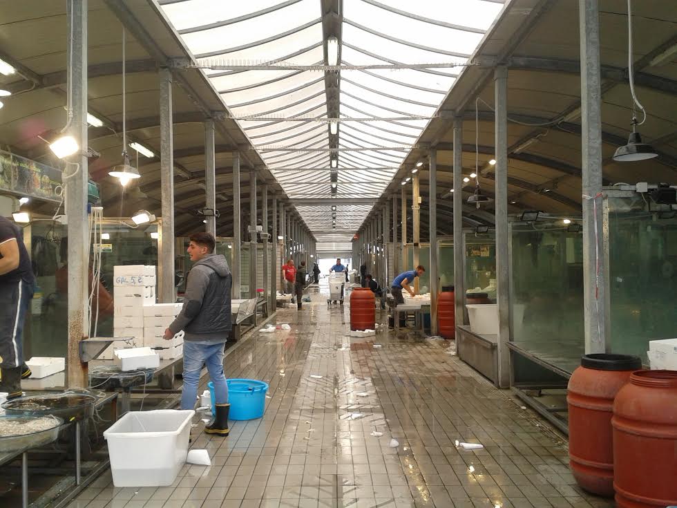 Indagini sui lavori pubblici: i carabinieri tornano al mercato di via Fasano