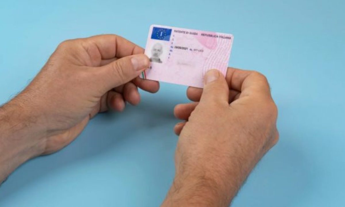 Patente, ecco il trucco dei 6 punti extra | Puoi recuperarli in qualsiasi momento: non lo conosce praticamente nessuno