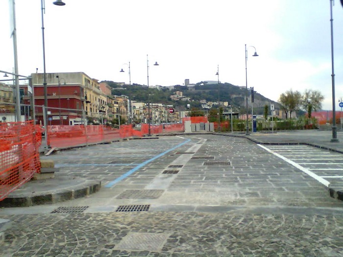 Via Napoli, apre il secondo parcheggio: sarà a pagamento anche per i residenti