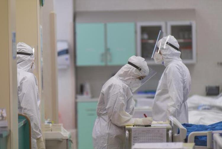 COVID A POZZUOLI/ Ancora un morto e altri 281 contagiati nelle ultime 24 ore