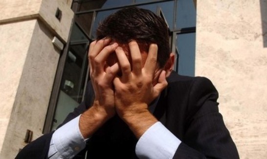 Decreto-sostegni, Confesercenti all’attacco di Draghi: “Prende in giro le aziende, con questi ridicoli ristori fallirà il 70% delle imprese campane!”