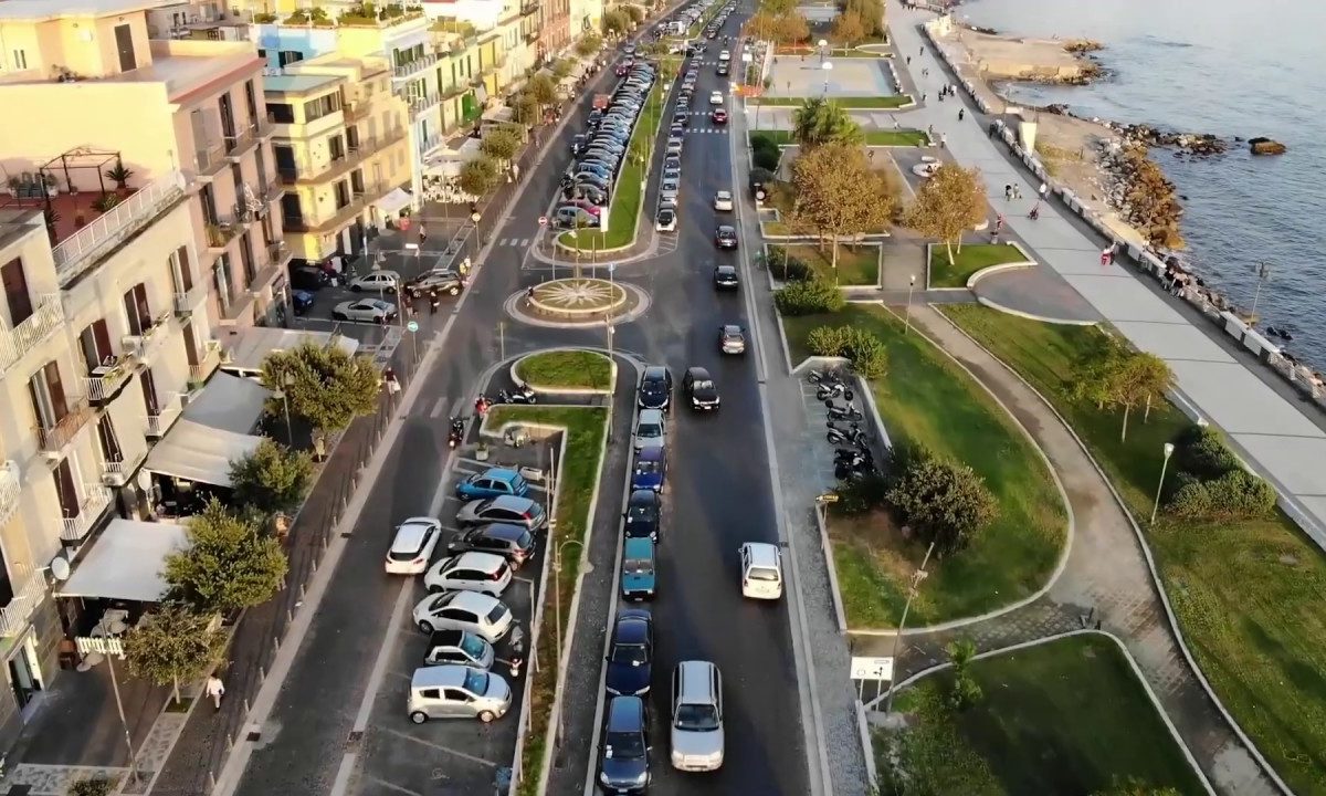 Capodanno sul lungomare: ecco tutte le strade chiuse e i divieti di sosta da domenica a mercoledì