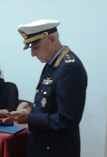 Il comandante Pubblico diventa “Generale” e il sindacato insorge: “Quei gradi sono abusivi!”