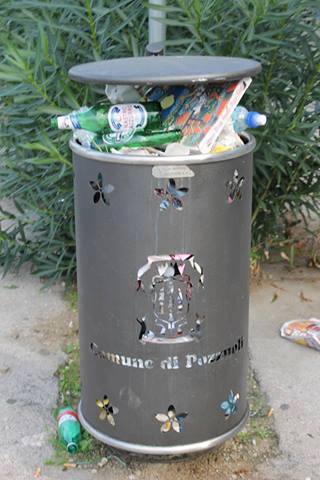 Differenziata: il Comune dà il cattivo esempio e noi paghiamo!