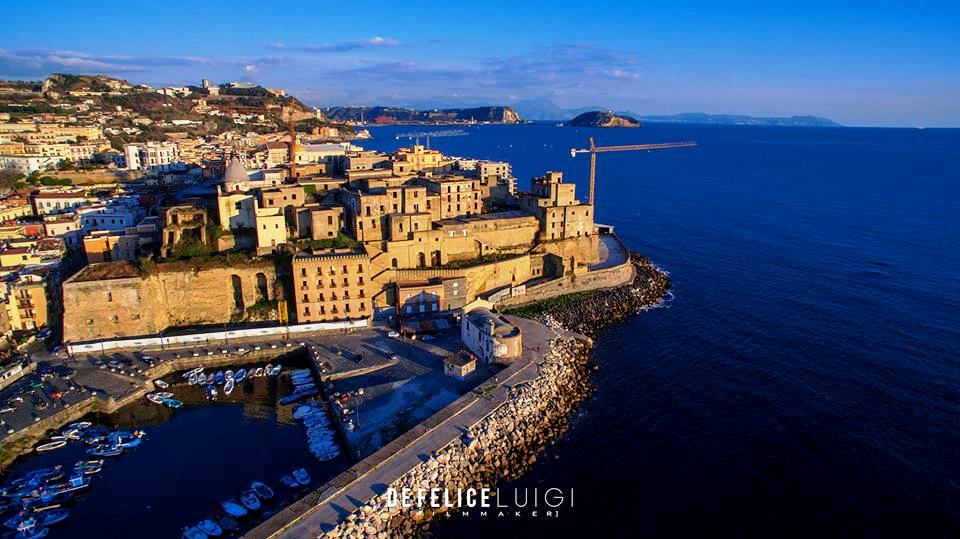 VIDEO/ Pozzuoli da brividi in 3 minuti