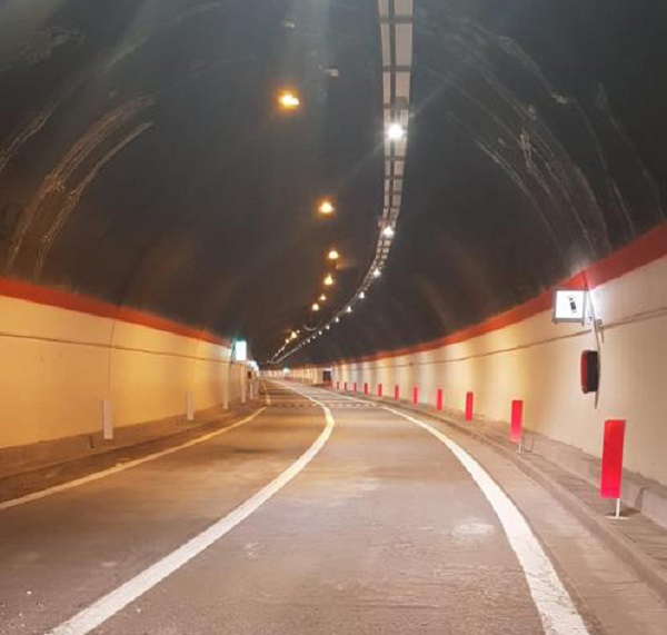 Sabato riapre il tunnel Monte Nuovo