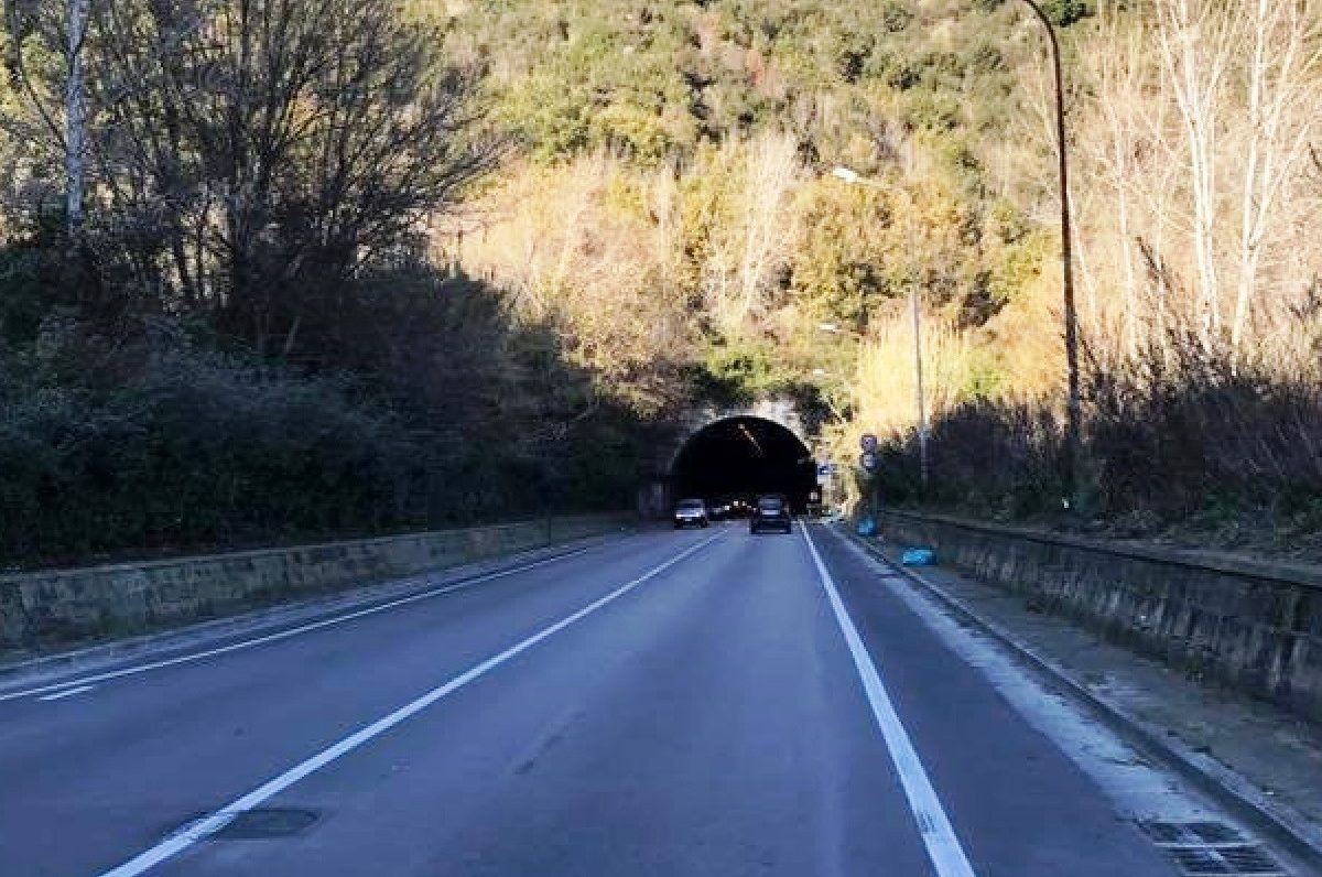 Il tunnel Pozzuoli-Quarto chiude per lavori dalle 7 di stasera