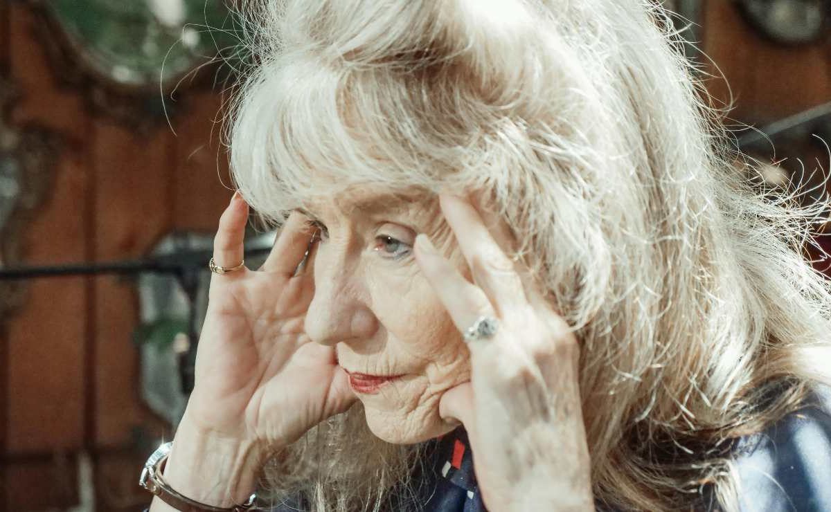 Pensione di reversibilità, l’annuncio gela le vedove | “Bisogna restituire i soldi all’INPS”: si parla di cifre importanti